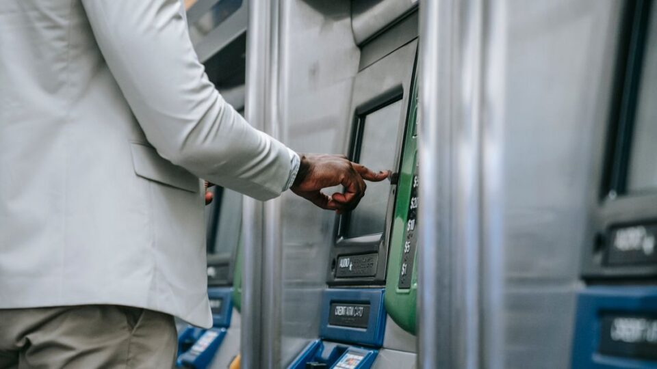 해외여행 트래블로그 카드, 현지 ATM 수수료 아끼는 인출 팁